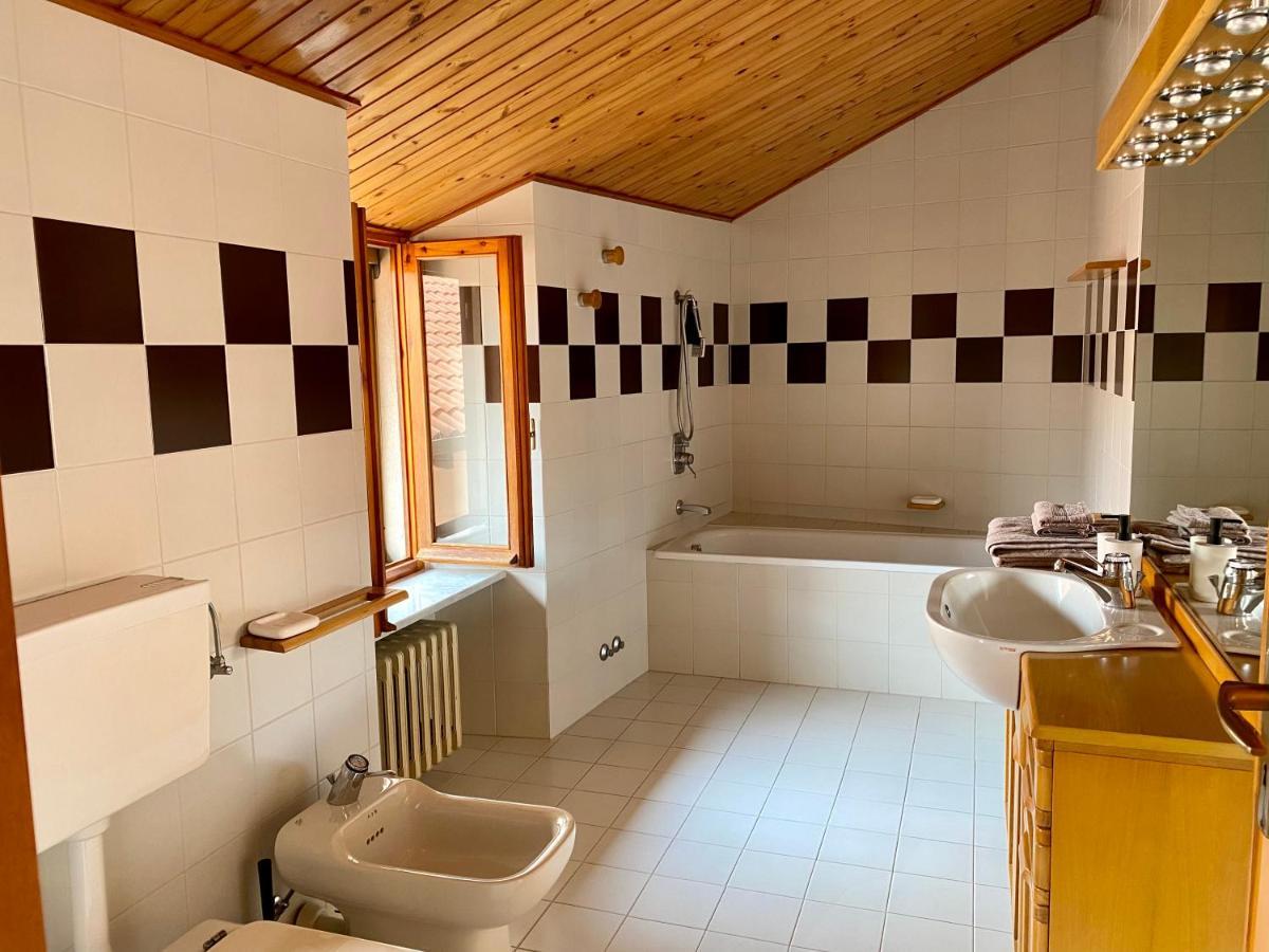 La Casa Della Rocca - Monferratohome Camagna Monferrato Kültér fotó